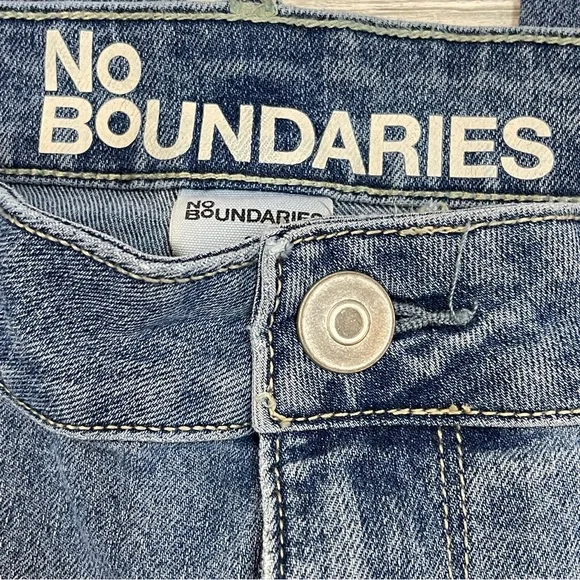 No Boundaries Dark Blue Straight Leg Jeans Plus Size 20 Women’s Basic Minimal - Picture 4 of 7